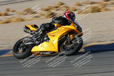 media/Jan-08-2022-SoCal Trackdays (Sat) [[1ec2777125]]/Turn 11 (215pm)/